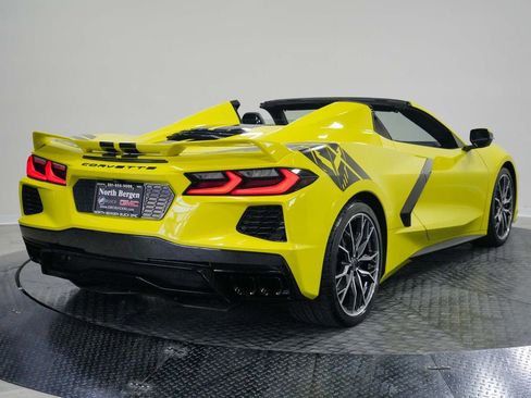 Used 2024 Chevrolet Corvette Stingray Premium Conv w/ Z51 Performance Package RWD image 6