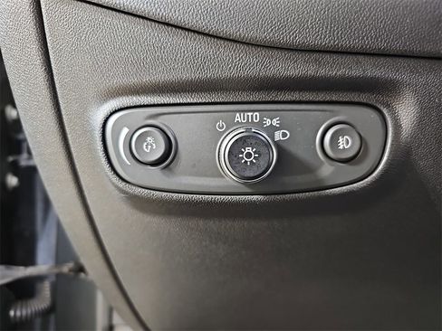 Certified 2021 Chevrolet Equinox LT image 30