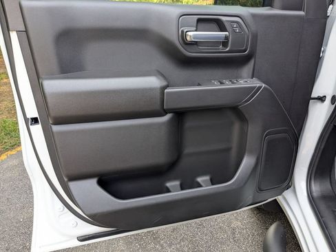 New 2026 Chevrolet Silverado 1500 Custom w/ Turbomax Blackout Package AWD/4WD image 9