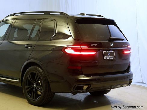 Certified 2026 BMW X7 xDrive40i w/ Executive Package AWD/4WD image 8