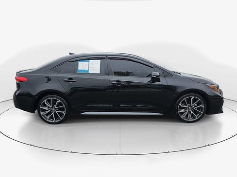Used 2021 Toyota Corolla SE FWD image 4