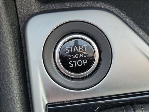 Used 2024 Nissan Sentra SV FWD image 29