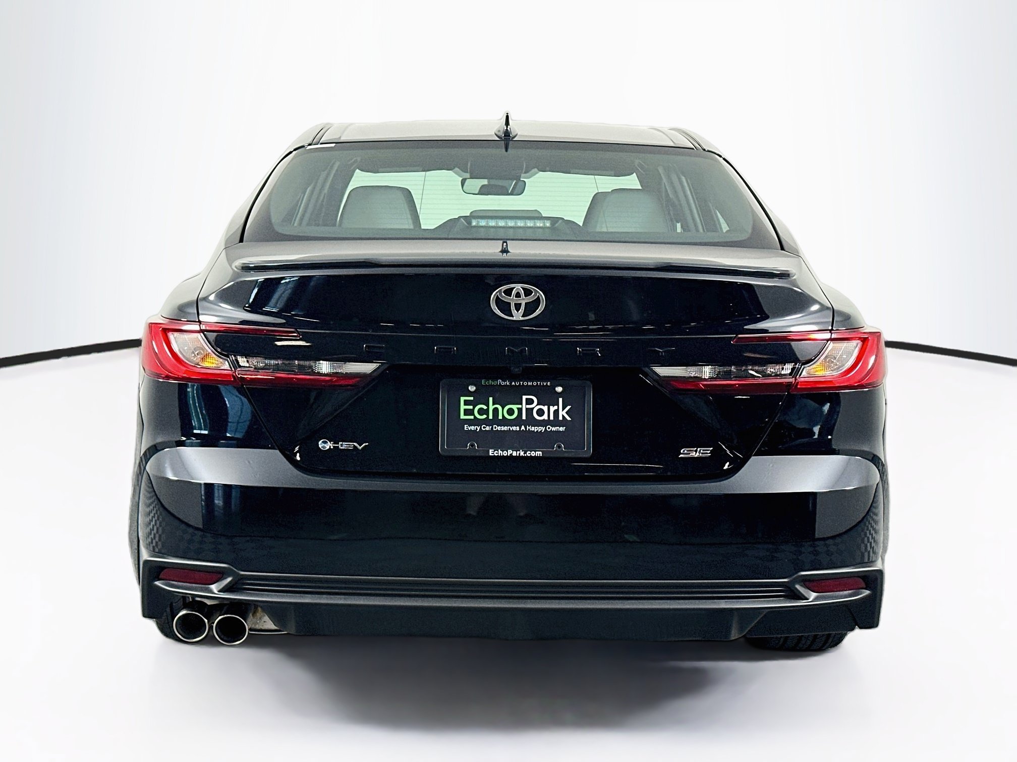 Used 2026 Toyota Camry SE w/ Convenience Package FWD image 7
