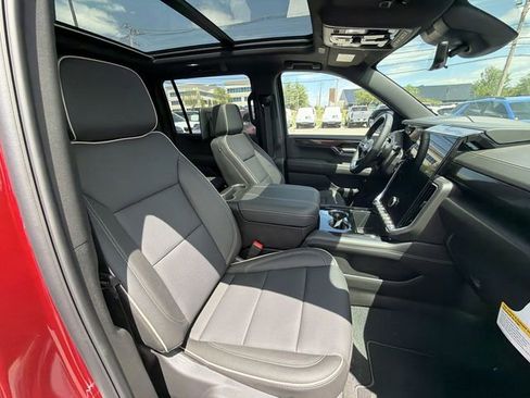 New 2026 GMC Yukon XL Elevation w/ Elevation Premium Package AWD/4WD image 20