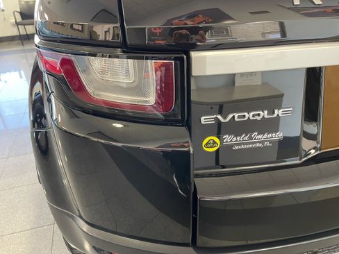 Used 2017 Land Rover Range Rover Evoque HSE image 21