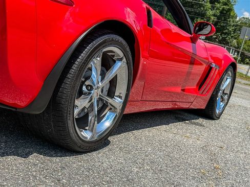 Used 2012 Chevrolet Corvette Grand Sport w/ 2LT Preferred Equipment Group RWD image 38