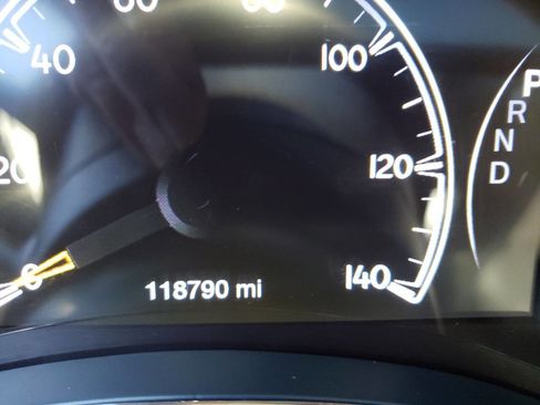 Used 2020 Jeep Grand Cherokee Altitude image 36