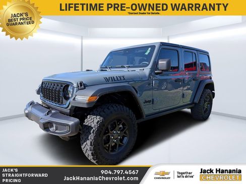 Used 2024 Jeep Wrangler Willys image 7