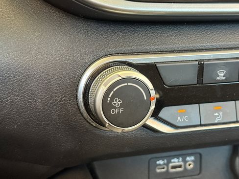 Used 2023 Nissan Altima 2.5 SV image 29