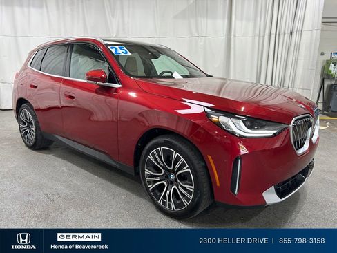 Used 2025 BMW X3 xDrive30i w/ Premium Package AWD/4WD image 2