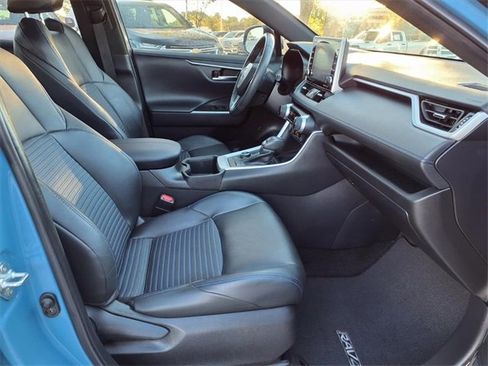 Used 2022 Toyota RAV4 XSE image 12