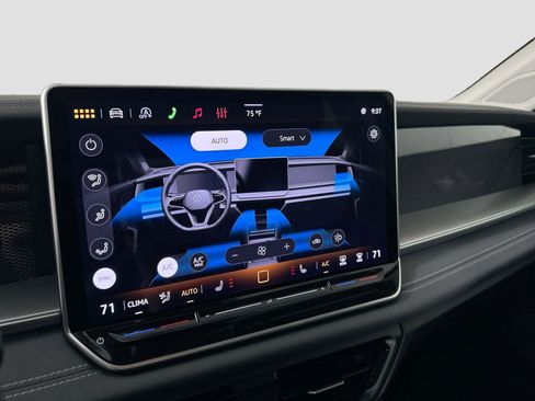 New 2026 Volkswagen Tiguan SE image 14