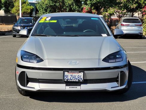 Used 2024 Hyundai Ioniq 6 SE RWD image 3