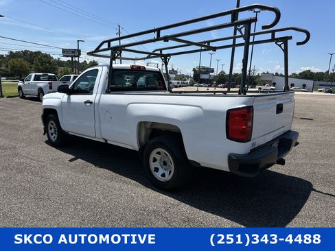 Used 2018 Chevrolet Silverado 1500 W/T w/ Trailering Package image 3