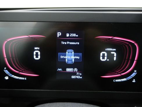 Used 2024 Kia Sportage LX FWD image 15
