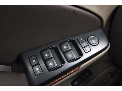 Used 2018 Chevrolet Tahoe Premier image 22