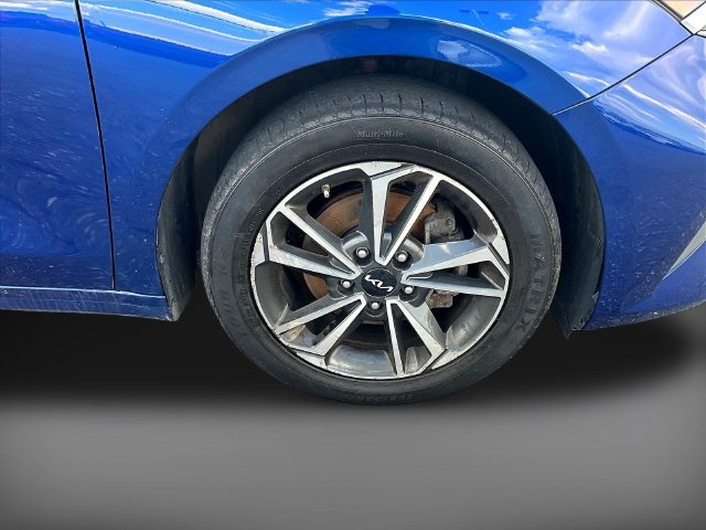Certified 2023 Kia Forte LXS w/ LXS Technology Package FWD image 32