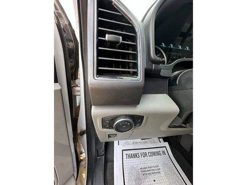 Used 2020 Ford F150 XLT w/ Trailer Tow Package AWD/4WD image 24