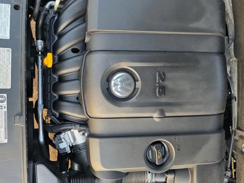 Used 2013 Volkswagen Passat 2.5 SE image 43