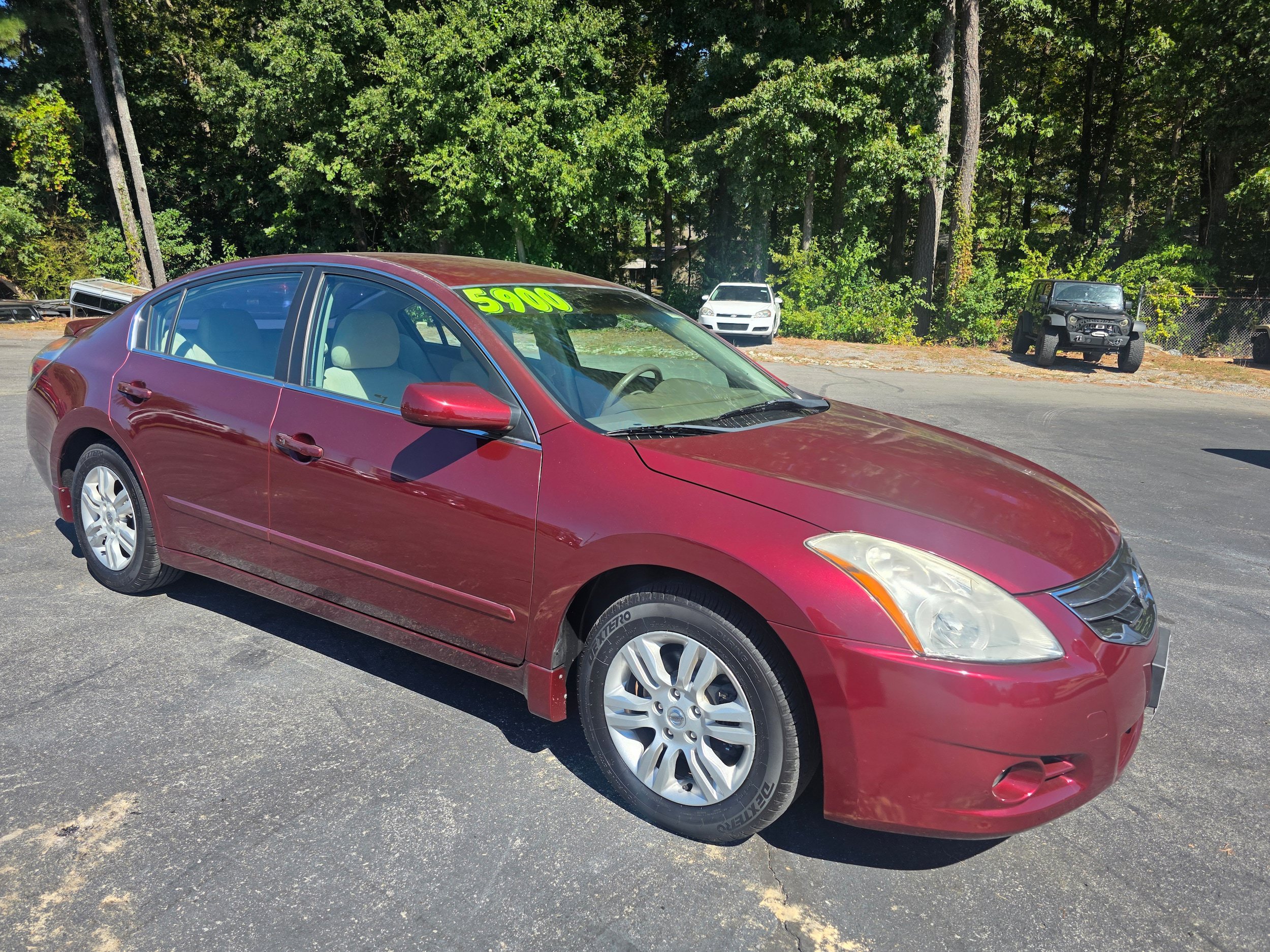 Used 2011 Nissan Altima 2.5 S w/ Special Edition Pkg FWD image 3