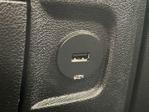 Used 2021 RAM 1500 Classic Warlock w/ Electronics Group image 20