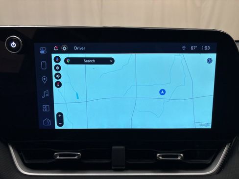 Used 2025 Chevrolet Equinox LT w/ Convenience Package II image 22