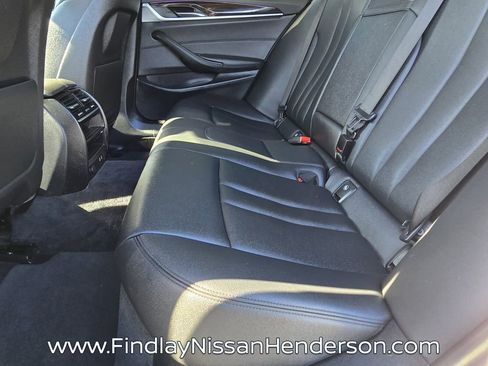 Used 2020 BMW 530e w/ Convenience Package image 12