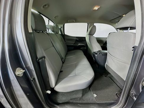 Used 2019 Toyota Tacoma SR5 image 25