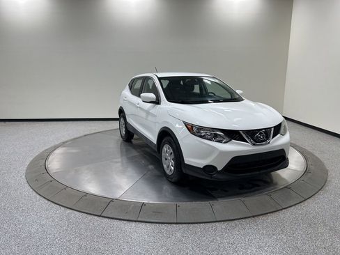 Used 2019 Nissan Rogue Sport S image 4
