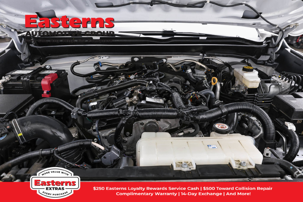 Used 2025 Toyota Tacoma SR RWD image 8