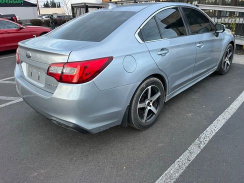 Used 2019 Subaru Legacy 2.5i Premium image 4