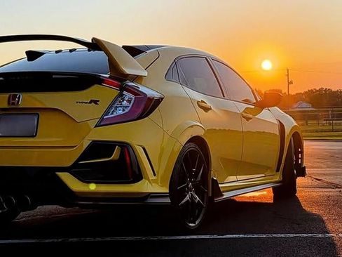 Used 2021 Honda Civic Type R Limited image 17