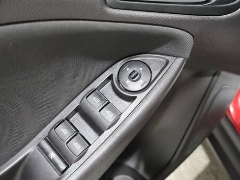 Used 2015 Ford Focus SE w/ SE Cold Weather Package FWD image 14
