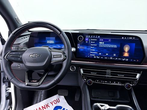 Used 2024 Chevrolet Traverse RS w/ LPO, Floor Liner Package image 7