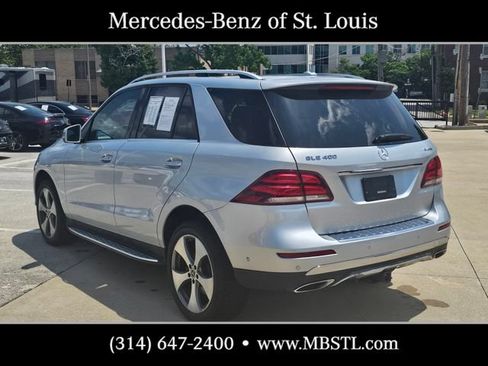 Used 2019 Mercedes-Benz GLE 400 4MATIC image 4