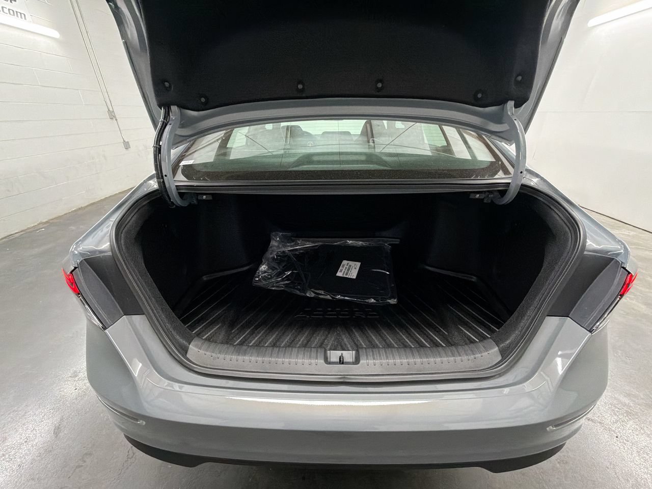 Used 2026 Honda Accord Sport image 25