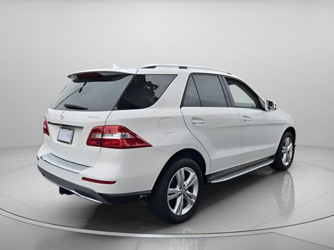 Used 2015 Mercedes-Benz ML 350 4MATIC image 5