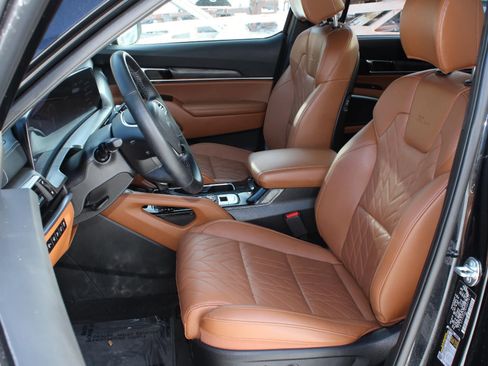 Used 2025 Kia Telluride SX Prestige X-Pro image 16