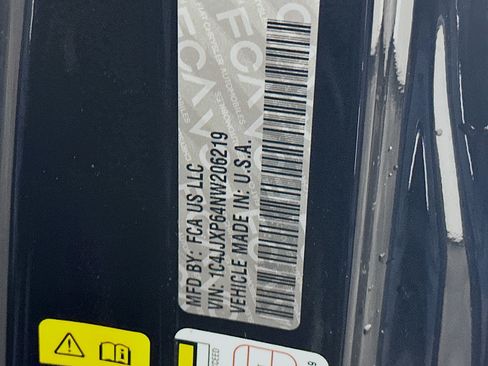 Used 2022 Jeep Wrangler Sahara w/ Cold Weather Group image 12