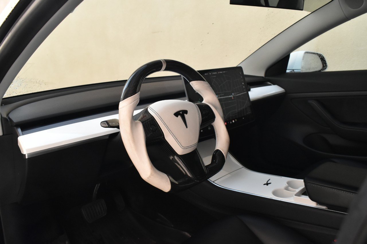 Used 2020 Tesla Model 3 Standard Range Plus RWD image 12
