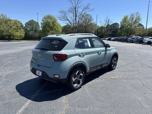 New 2026 Hyundai Venue SEL image 7