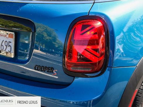 Used 2023 MINI Cooper S w/ Signature Upholstery Package FWD image 7