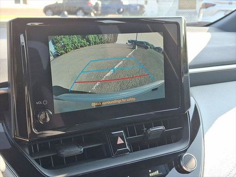 Certified 2025 Toyota Corolla SE FWD image 17