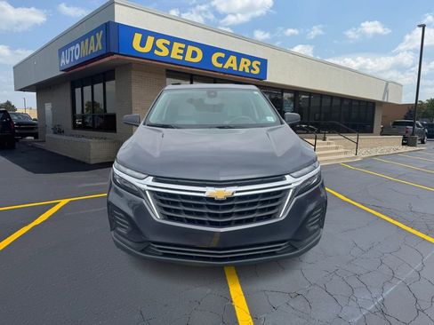 Used 2022 Chevrolet Equinox LS image 3