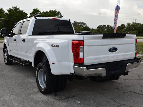 Used 2018 Ford F350 XL w/ Power Equipment Group image 5