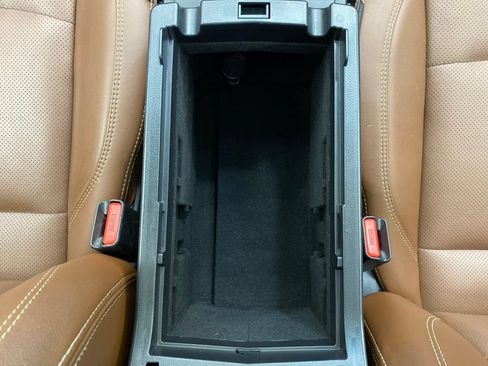 Used 2018 Subaru Outback 2.5i Touring w/ Popular Package #3 AWD/4WD image 34
