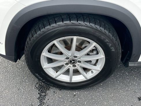 Used 2024 Mercedes-Benz GLE 450e GLE 450e Plug-In Hybrid Sport image 30