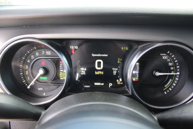 Used 2023 Jeep Wrangler Unlimited AWD/4WD image 23