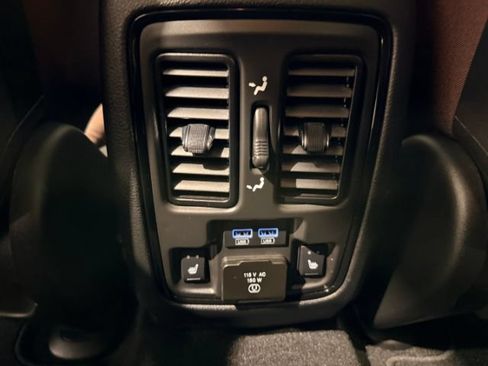 Used 2023 Dodge Durango GT AWD/4WD image 27