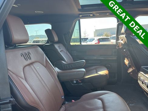 Used 2023 Ford Expedition Max King Ranch image 11